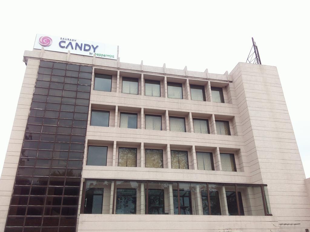 Hotel Saurabh Candy By Peppermint Халдвани Экстерьер фото
